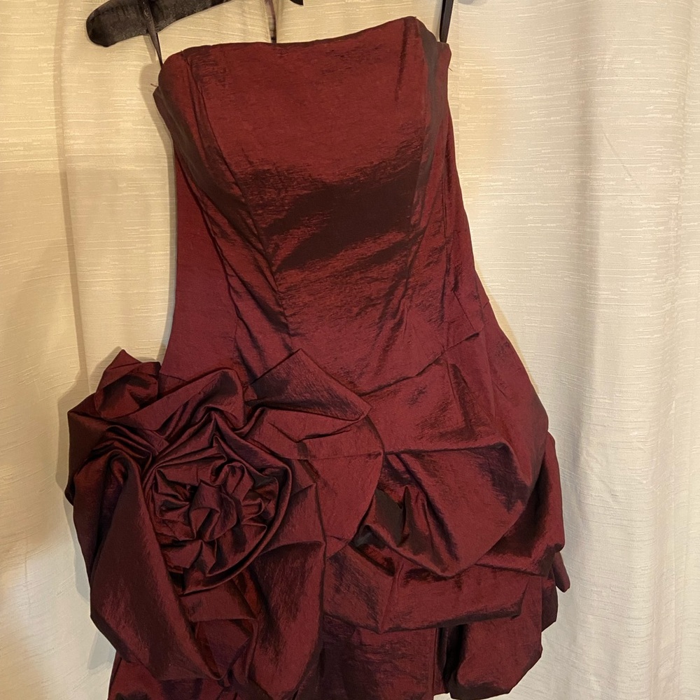 Bubble dress dark red